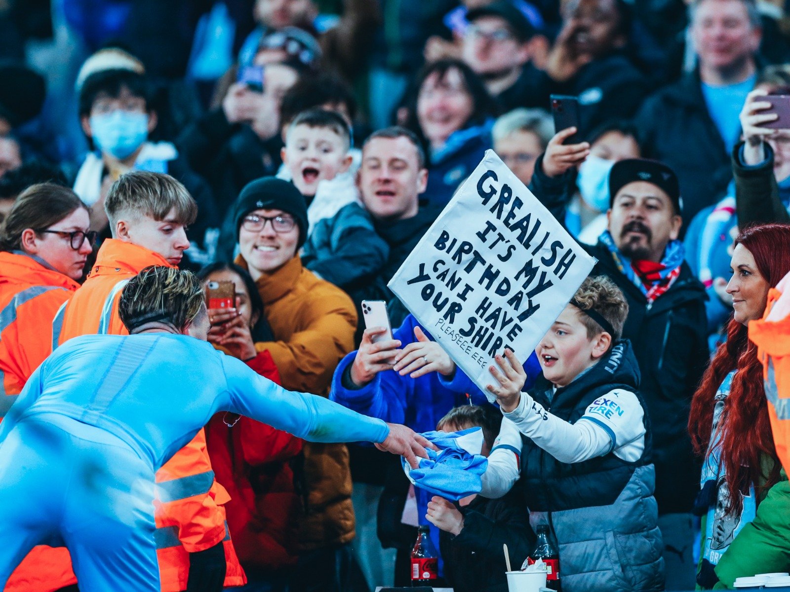 联盟中牢牢 联盟中牢牢